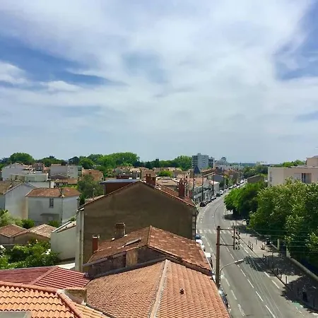 Joli 3 Pieces Ensoleille Avec Parking Apartment Bordeaux