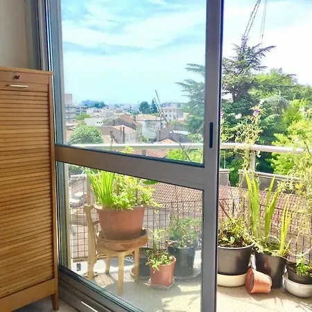Joli 3 Pieces Ensoleille Avec Parking Appartement